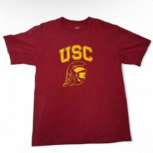 Vintage style USC Trojans T-shirt 🌿